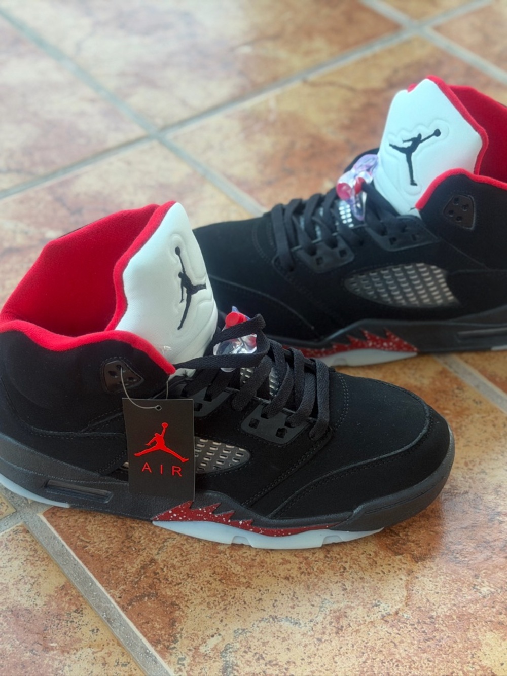 Size 9.5 Men’s And Women’s 11 - Jordan Retro 5 Black And Red